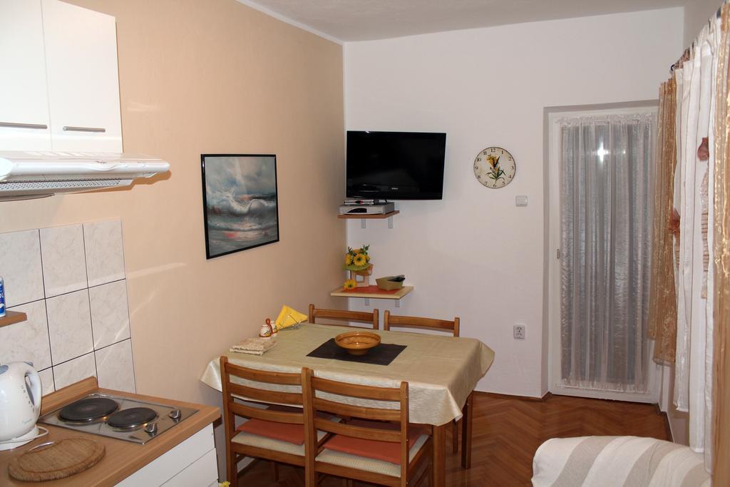 Apartment Madlena Бродарика Екстериор снимка
