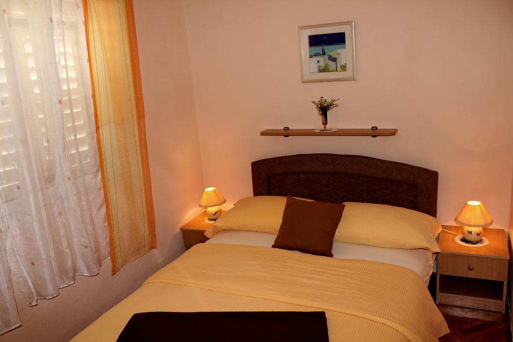Apartment Madlena Бродарика Екстериор снимка