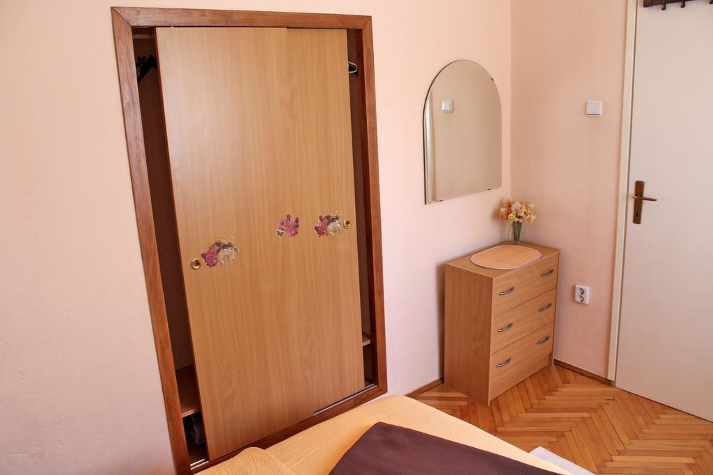 Apartment Madlena Бродарика Екстериор снимка